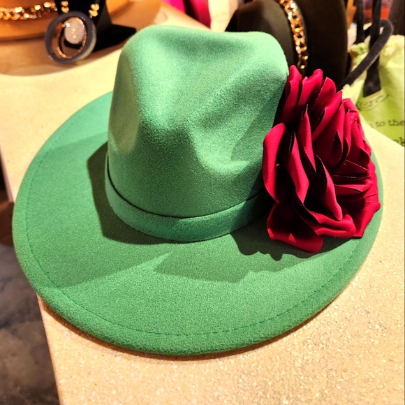Fresh Green Fedora - Felt Construction 👒 Unisex - Picture 5 of 15